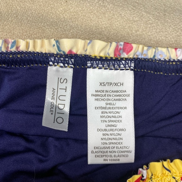 Twopiece bikini set yellow and blue floral pattern - Picture 3 of 4